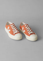 Wata II Low Canvas Sneaker